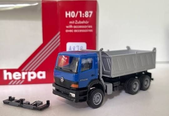 mercedes Atego 1/87