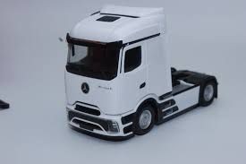 Mercedes Actros Procabin 1/87