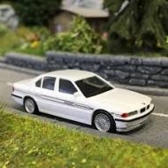 BMW Alpina B12 5.7 E38 Blanco 1/87