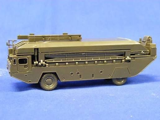 Aligator M2 Lanzapuentes 1/87