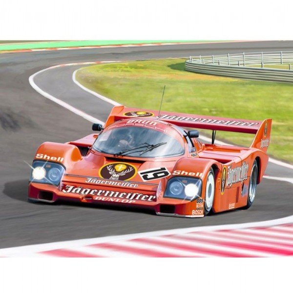 COCHE DE CARRERAS PORSCHE 956 JÄGERMEISTER 1:24