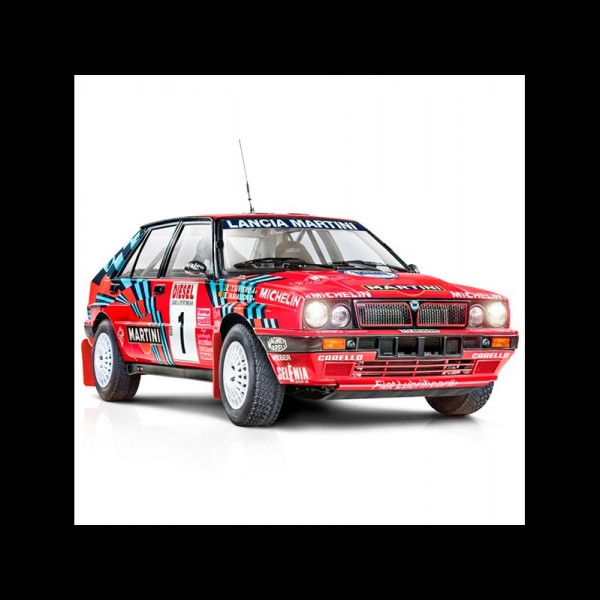 ITALERI COCHE DELTA HF INTEGRALE SANREMO 1989 1:12