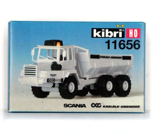 Scania KK29 con volquete blanco