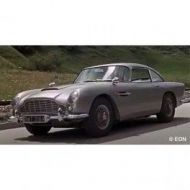 Coche James Bond "Aston Martin DB5" escala 1:24