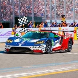 Coche Ford GT Le Mans 2017 escala 1:24