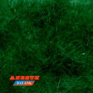 Césped verde oscuro