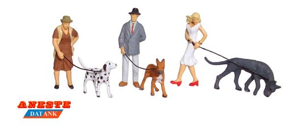 Paseando al perro 1/87