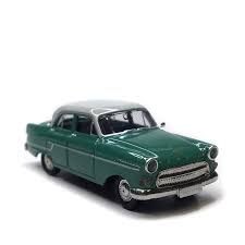 OPEL KAPITAN VERDE 1/87