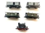 Set de locomotora y tres vagones 1/87